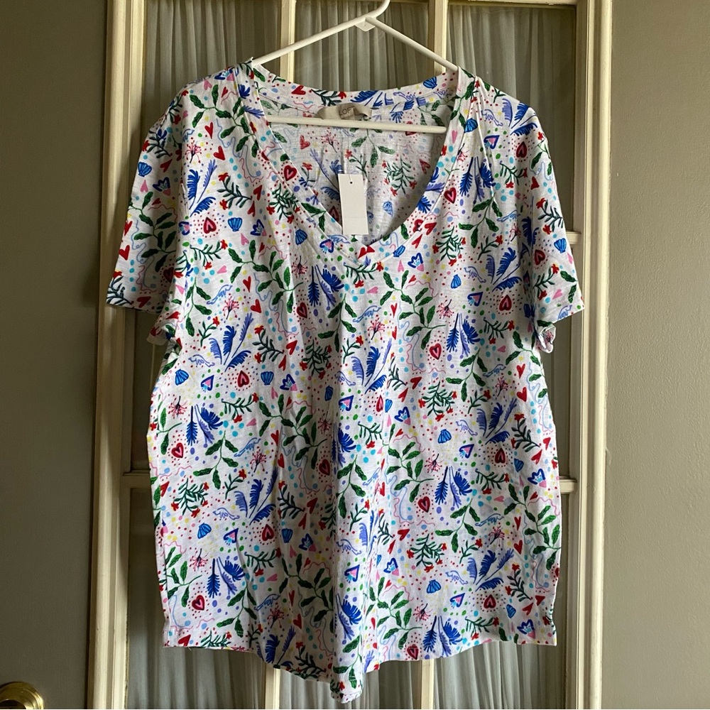 LOFT NWT Colorful Floral V-Neck Top